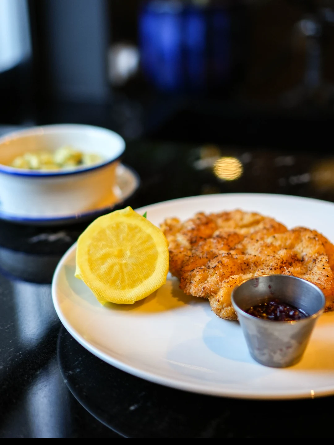 Signature-Hauptgericht im AURO Langen – traditionell mit modernem Twist